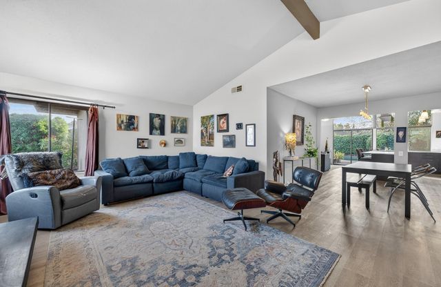 5412 Wildflower Cir, Carmichael, CA 95608