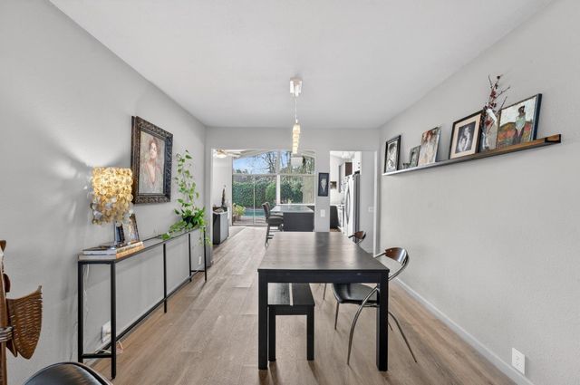 5412 Wildflower Cir, Carmichael, CA 95608