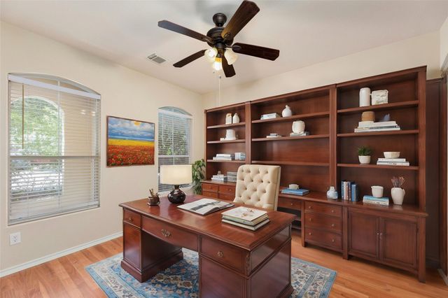 3720 Pine Needle CIR, Round Rock, TX 78681