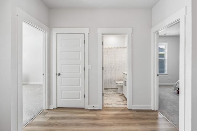 1054 Ewell Farms Circle, Spring Hill, TN 37174