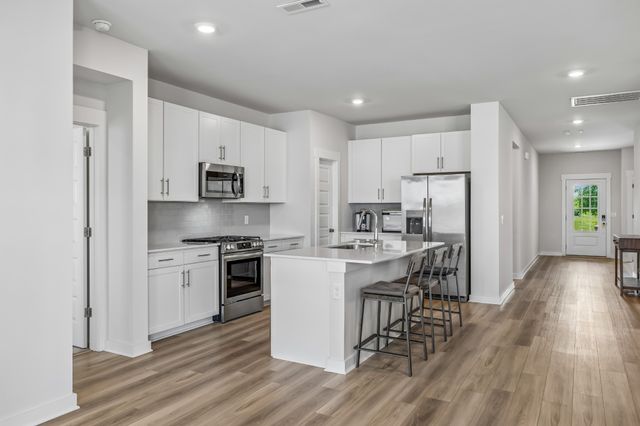 1054 Ewell Farms Circle, Spring Hill, TN 37174