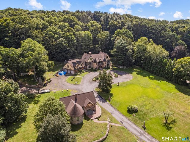 152 Whitehall Avenue, Stonington, CT 06355