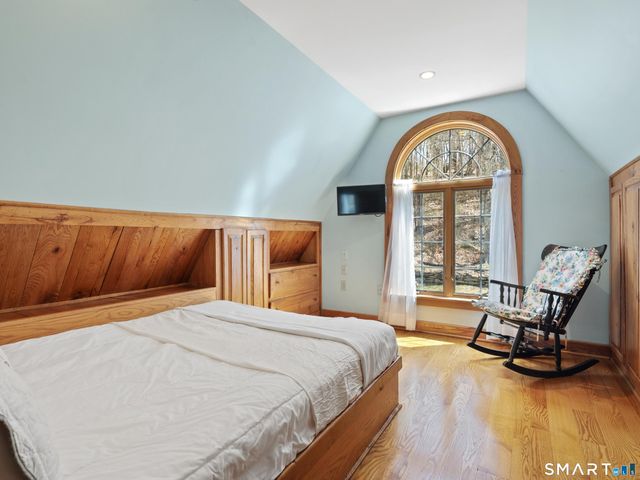 152 Whitehall Avenue, Stonington, CT 06355