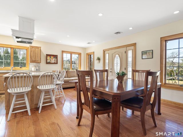 152 Whitehall Avenue, Stonington, CT 06355