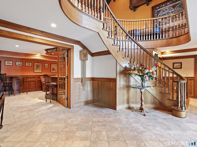 152 Whitehall Avenue, Stonington, CT 06355