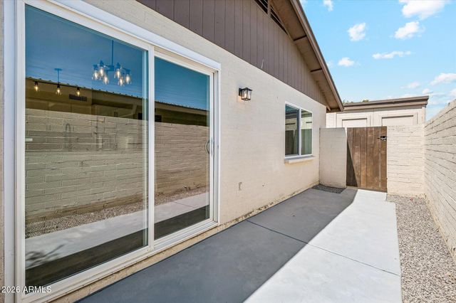 824 W MALIBU Drive, Tempe, AZ 85282