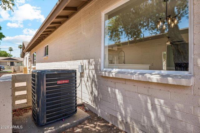 824 W MALIBU Drive, Tempe, AZ 85282