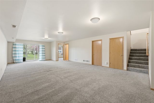 2312 Belmont Drive, Coralville, IA 52241