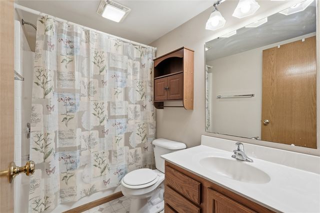 2312 Belmont Drive, Coralville, IA 52241