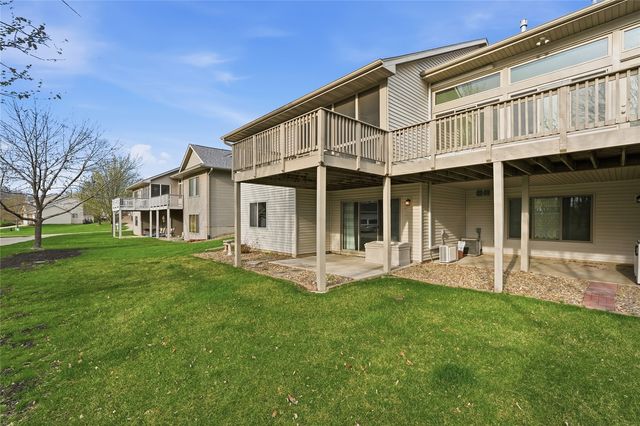 2312 Belmont Drive, Coralville, IA 52241