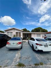 400 NW 44th Avenue, Miami, FL 33126