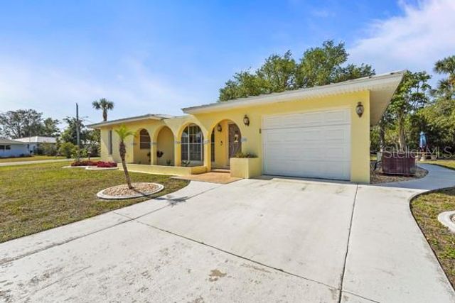 18399 BURKHOLDER CIRCLE, Port Charlotte, FL 33948