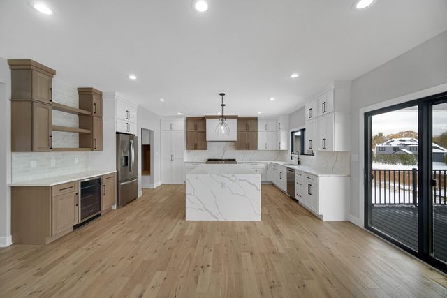 9467 Tall Grass Trail, St. John, IN 46373