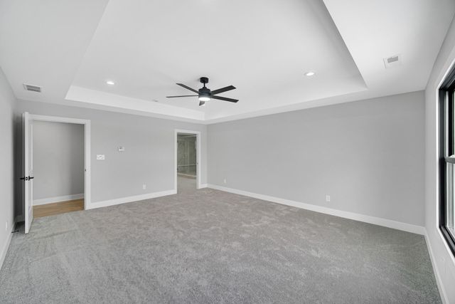 9467 Tall Grass Trail, St. John, IN 46373