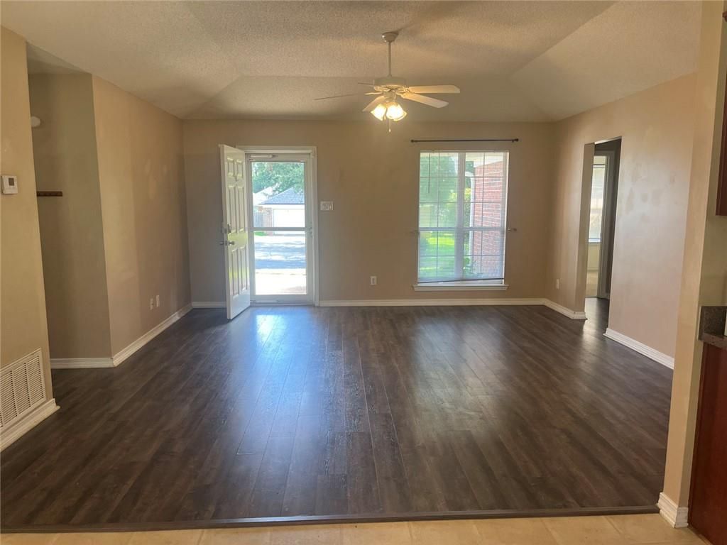 1912 Clarke Road E, Mobile, AL 36695 — photo 2