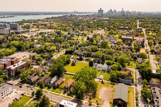 1448 Shipherd Street, Detroit, MI 48214