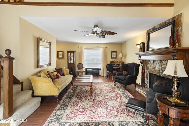 106 Scuppernong Court, West End, NC 27376