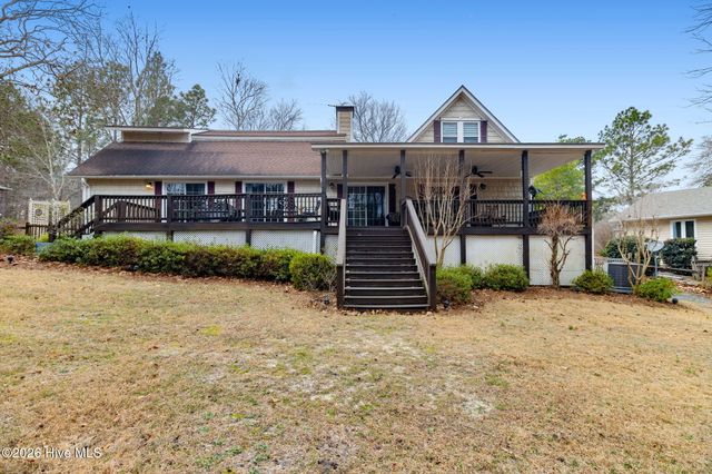 106 Scuppernong Court, West End, NC 27376