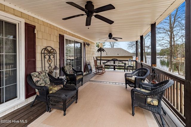 106 Scuppernong Court, West End, NC 27376