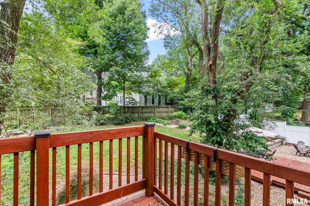 37 WILDWOOD Road, Springfield, IL 62704