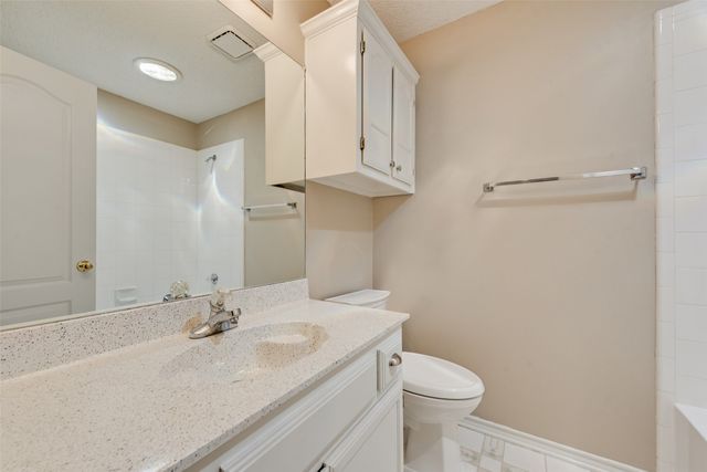 1936 Robin Lane, Flower Mound, TX 75028