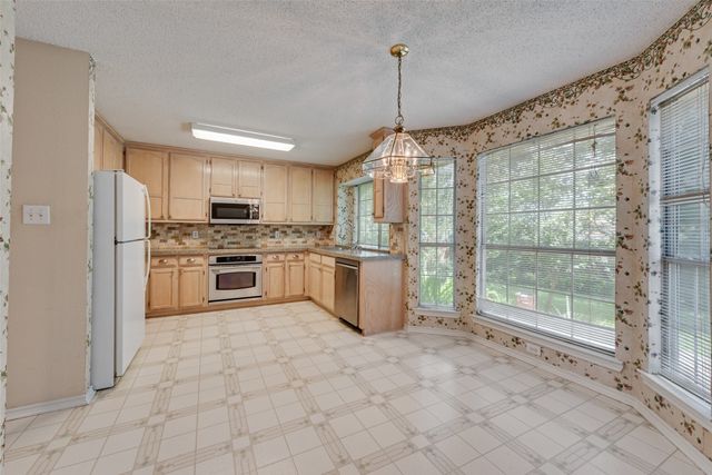 1936 Robin Lane, Flower Mound, TX 75028