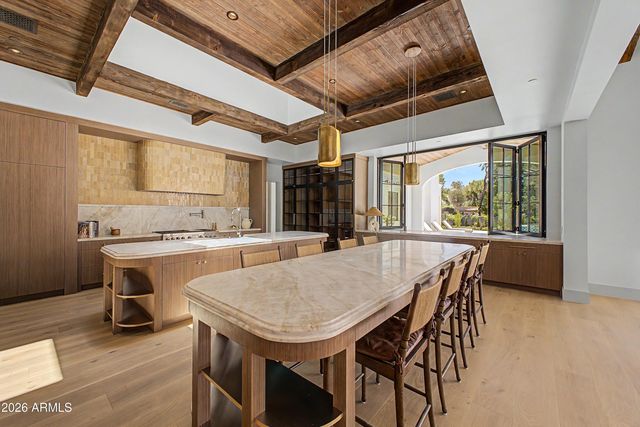 4901 E BERNEIL Drive, Paradise Valley, AZ 85253