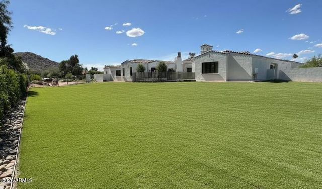 4901 E BERNEIL Drive, Paradise Valley, AZ 85253