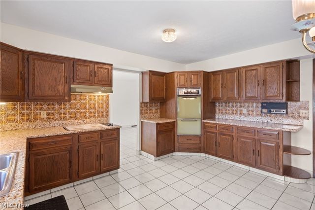 3350 Wallings Road, North Royalton, OH 44133