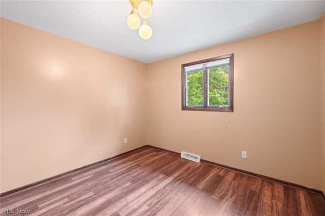 3350 Wallings Road, North Royalton, OH 44133