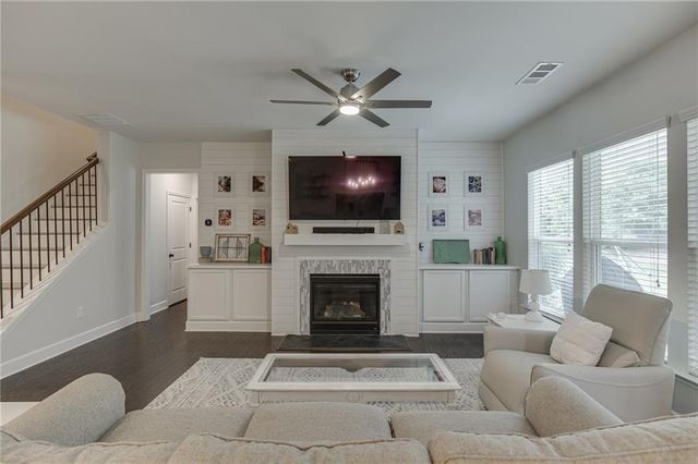 5922 Ash Hill Place, Hoschton, GA 30548