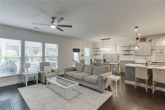 5922 Ash Hill Place, Hoschton, GA 30548