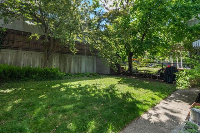 26 Laurel Street 26, Arlington, MA 02476