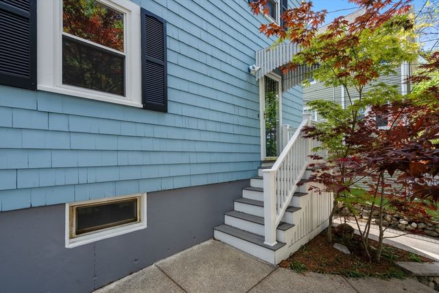 26 Laurel Street 26, Arlington, MA 02476