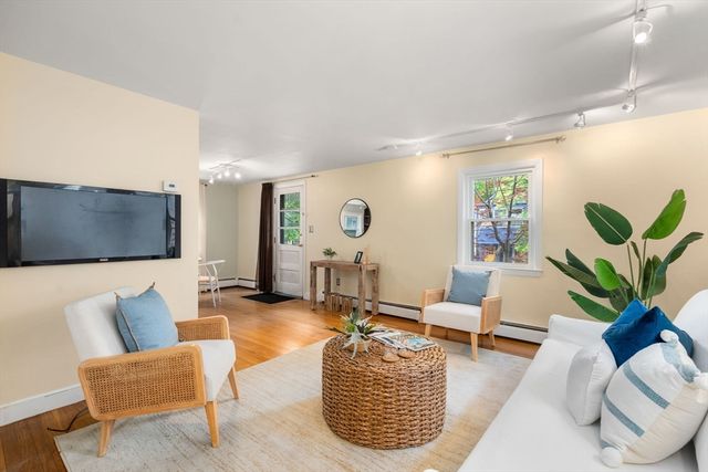 26 Laurel Street 26, Arlington, MA 02476