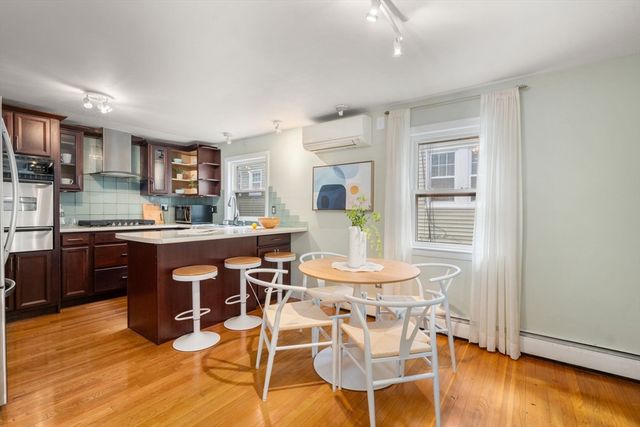 26 Laurel Street 26, Arlington, MA 02476