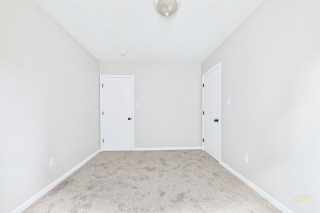 102 Vestal St, Fall River, MA 02720