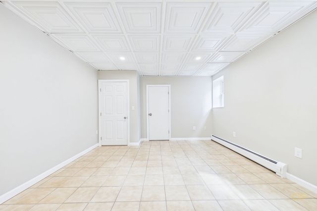 102 Vestal St, Fall River, MA 02720
