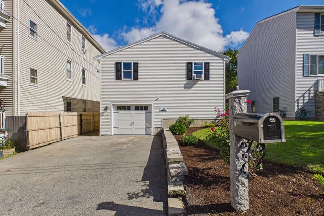 102 Vestal St, Fall River, MA 02720