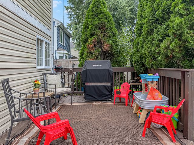 1301 Big Oak Trail, Aurora, IL 60506