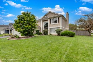 1301 Big Oak Trail, Aurora, IL 60506