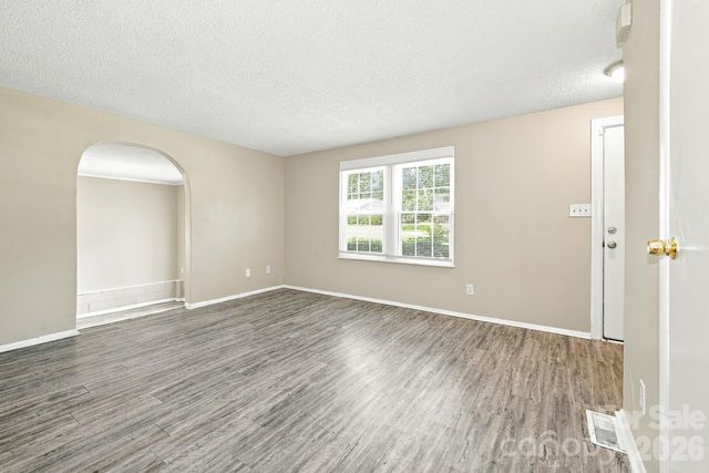 6713 Rocklake Drive, Charlotte, NC 28214