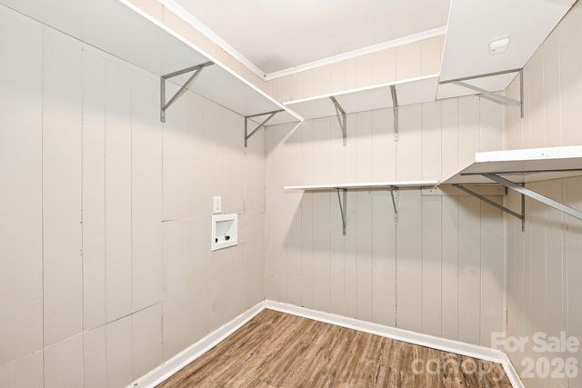 6713 Rocklake Drive, Charlotte, NC 28214