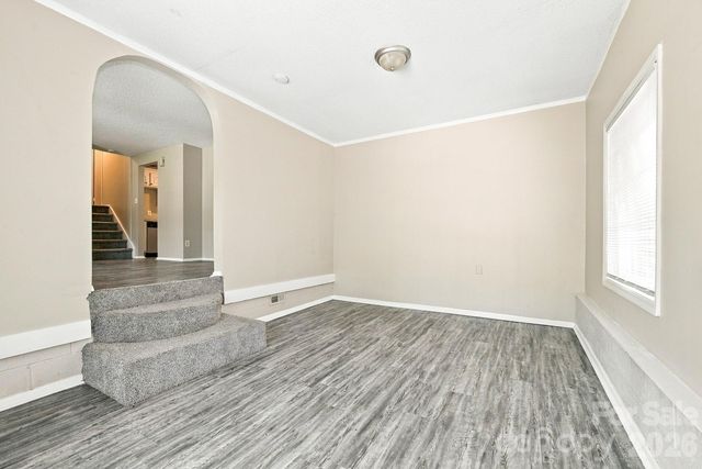 6713 Rocklake Drive, Charlotte, NC 28214