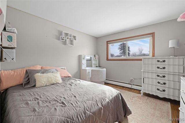 72 Boxwood Circle, Hamburg, NY 14075