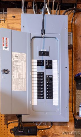 72 Boxwood Circle, Hamburg, NY 14075