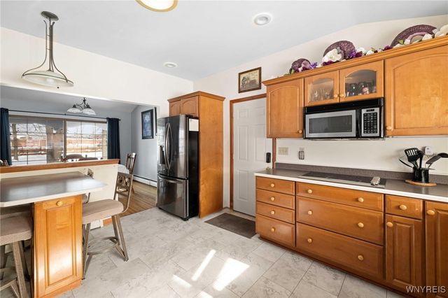 72 Boxwood Circle, Hamburg, NY 14075