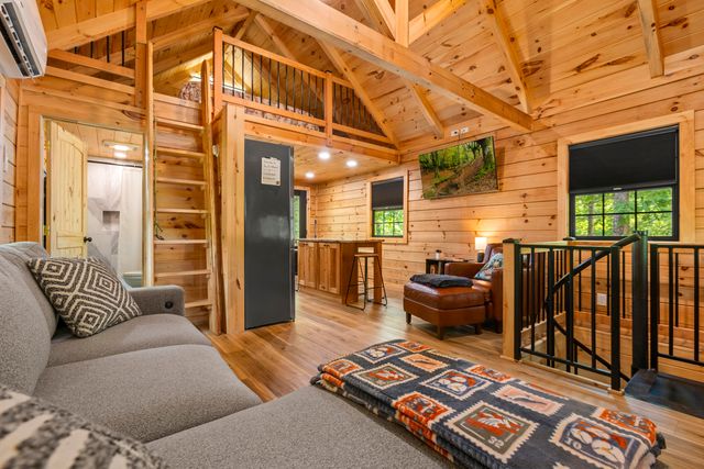 283 Cherry Blossom Circle, Clay City, KY 40312