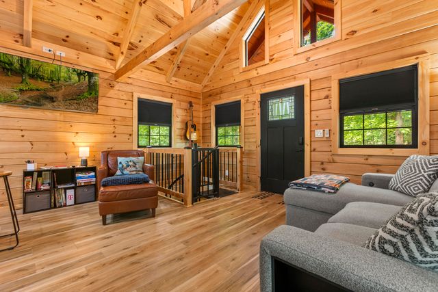 283 Cherry Blossom Circle, Clay City, KY 40312