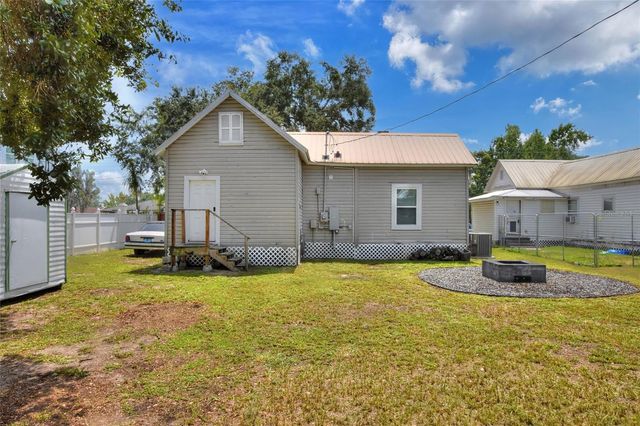 204 NE 1ST AVENUE, Mulberry, FL 33860